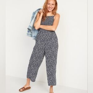 Old Navy Blue Floral Cami Ruched Front Jumpsuit Size Large